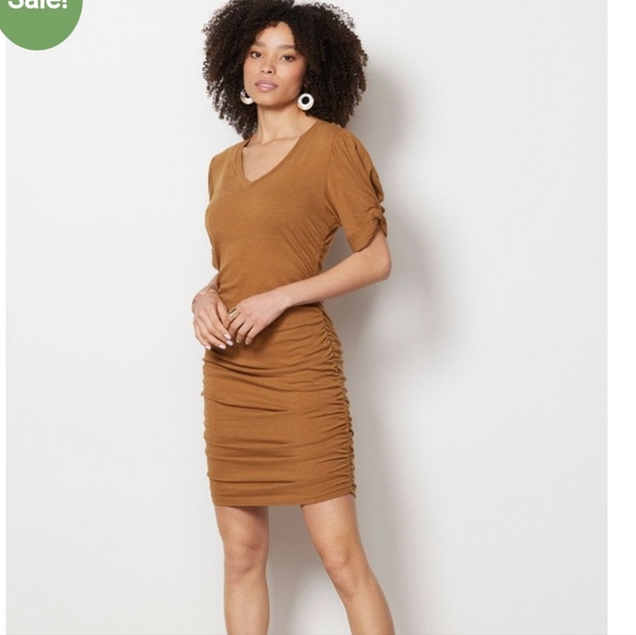 NWT SUNDRY by ANTHROPOLOGIE puff sleeves,  ruched side mini dress - Picture 1 of 10
